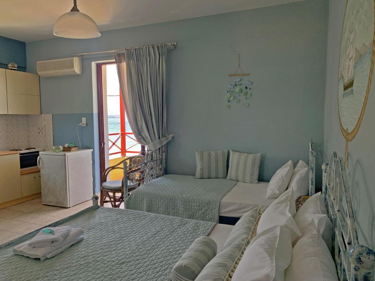 Akrotiri Rooms * Agiokampos (Evia)