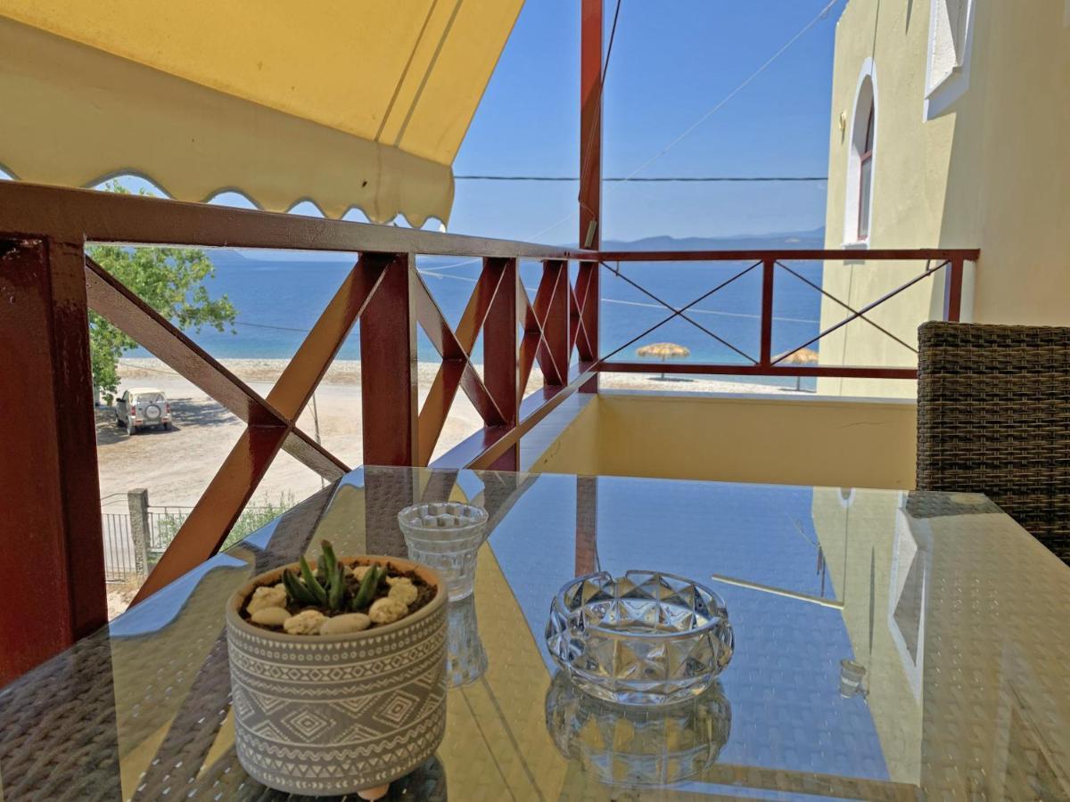 Akrotiri Rooms * Agiokampos (Evia)