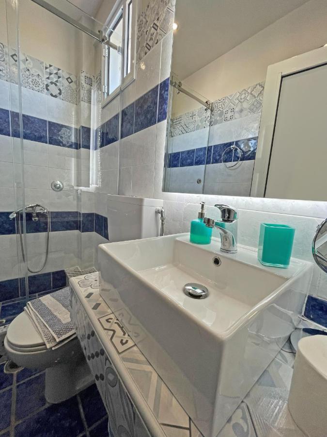 Apartment Akrotiri Rooms
