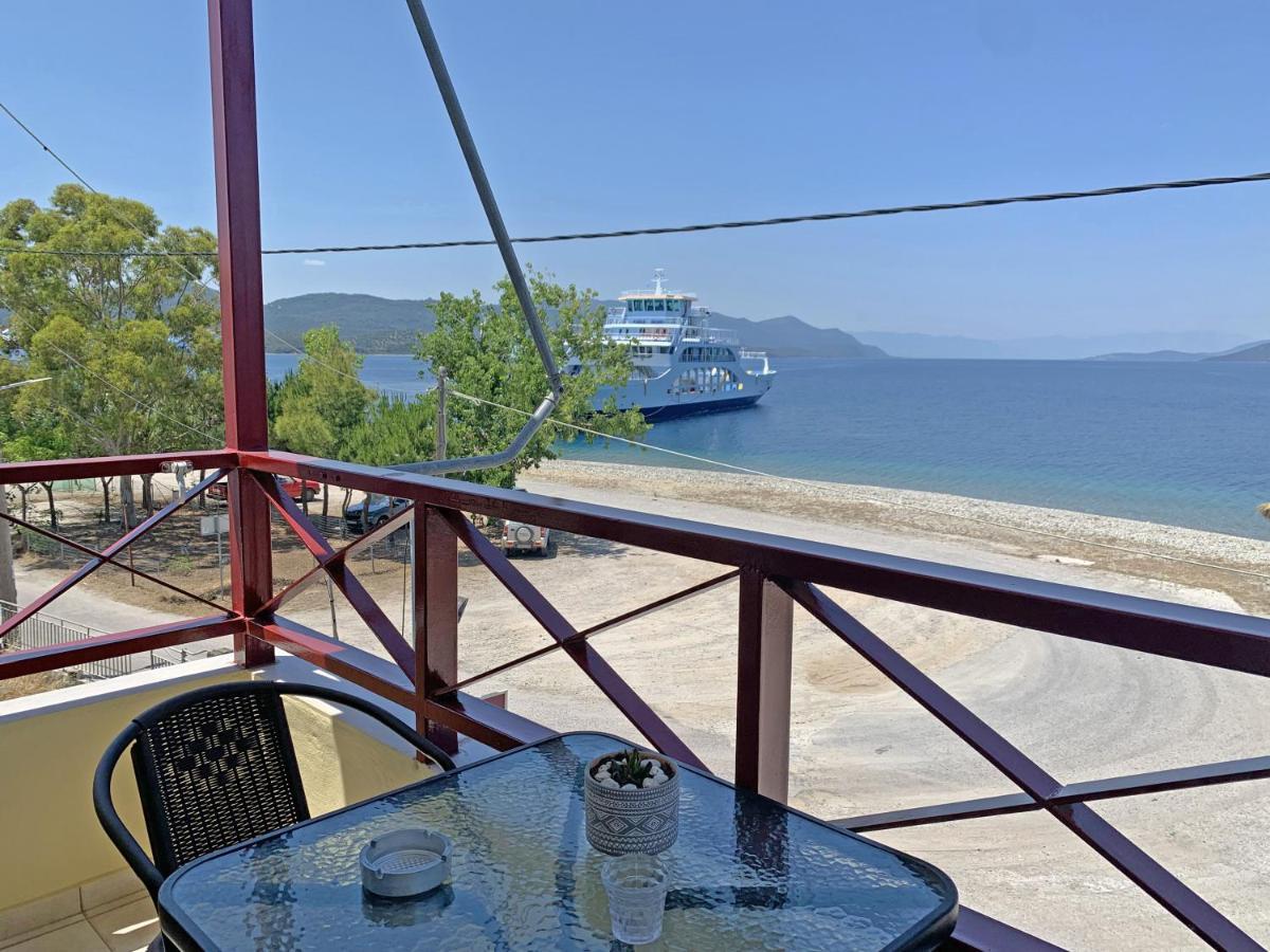 Akrotiri *