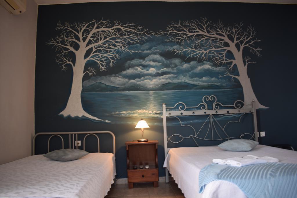 Akrotiri Rooms Apartment