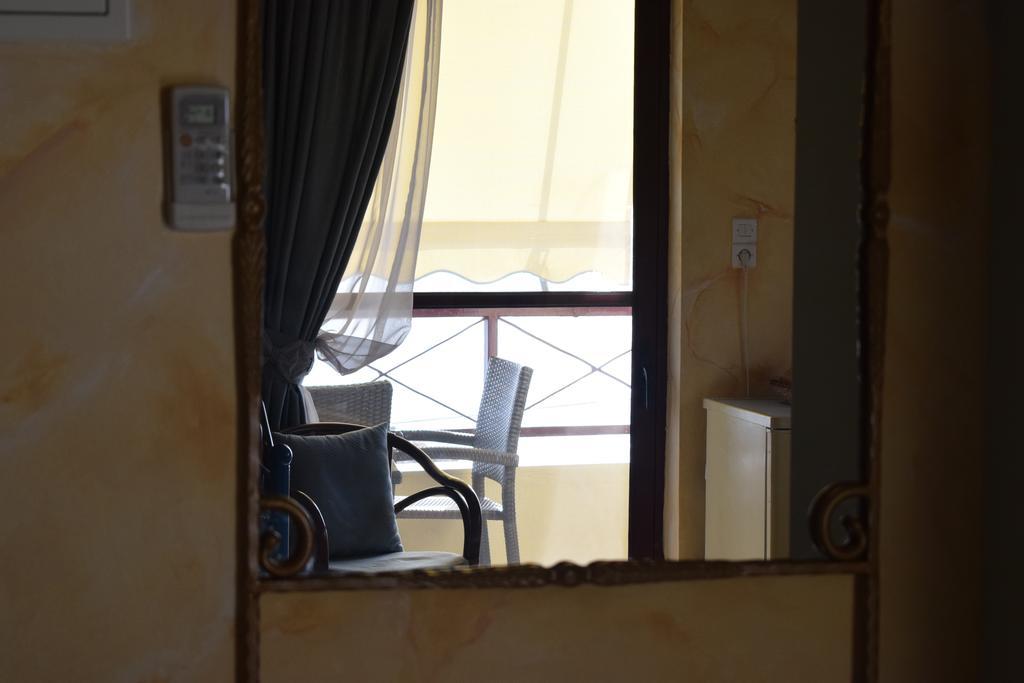 Akrotiri Rooms Apartment *